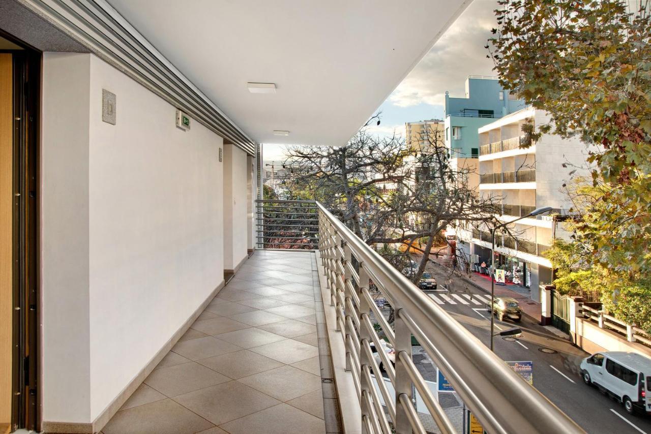 Dfm Happy Days D - Funchal Appartement Buitenkant foto