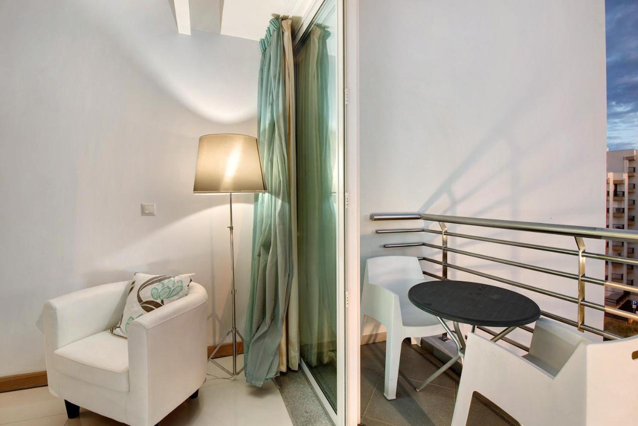 Dfm Happy Days D - Funchal Appartement Buitenkant foto